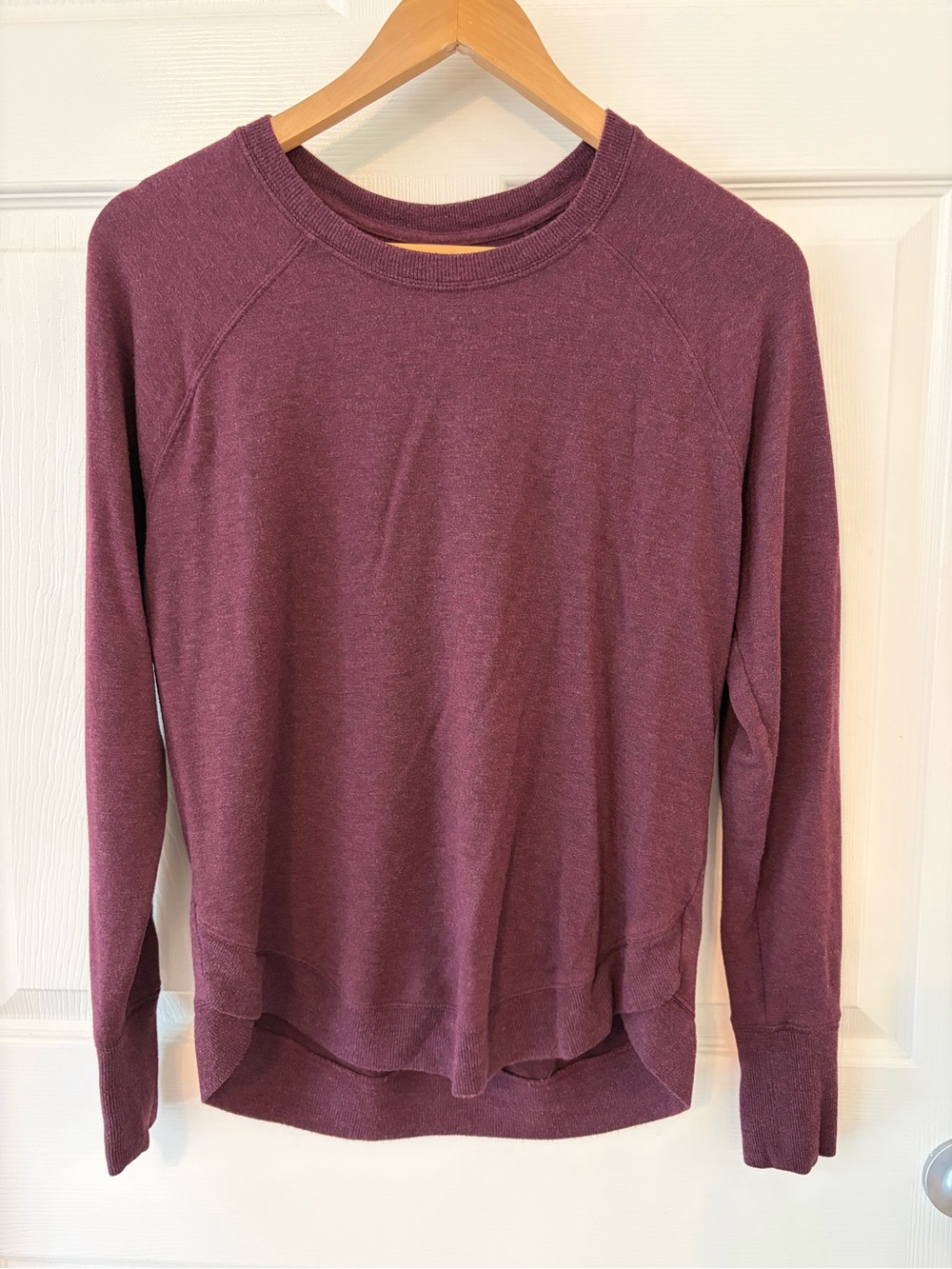 Athleta Women's Long Sleeve Crewneck Sweater in Plum size M